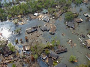 Hurricane Katrina: flooding