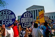 supporters and opponents of abortion bans outside the U.S. Supreme Court